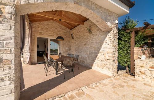 Kras Villa | Villa Kala-luxury villa, heated pool in a quiet area - by TRAVELER tourist agency Krk