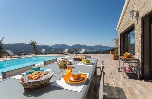 Olmeto Villa | Villa 'Kalliste' with Sea View, Wi-Fi and Air Conditioning