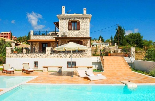 Spanokhorion Villa | Villa Kallisto - Four Bedroom Villa, Sleeps 8