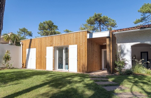 Les Estagnots Villa | Villa L'Estuyade": your choice of Hossegor lake or Estagnots beach!