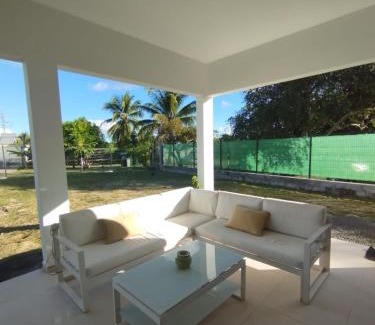 Le Moule Villa | Villa L