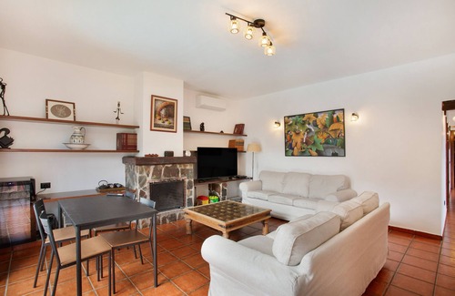 La Solana Villa | Villa "La Alpispa" in the countryside with Pool, Wi-Fi, Terrace & Garden