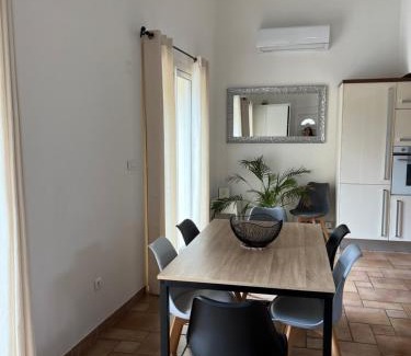 Etoile-sur-Rhone House | Villa LA BELLE ETOILE