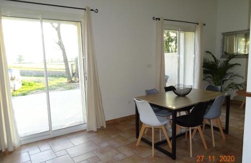 Etoile-sur-Rhone House | Villa LA BELLE ETOILE