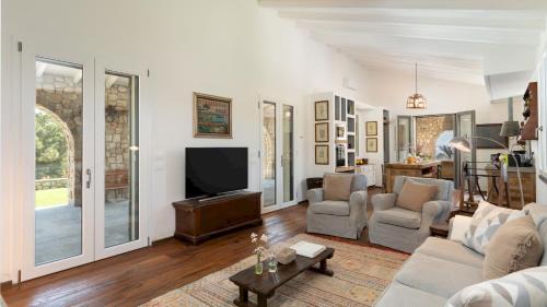 Rosignano Marittimo Villa | VILLA LA CASINA 4, Emma Villas