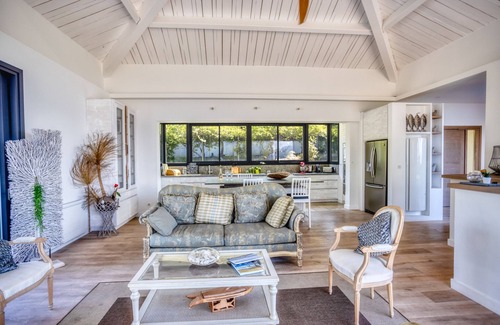 Giens Villa | VILLA LA MADRAGUE HYÈRES GIENS