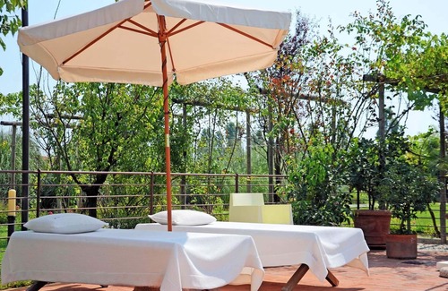 Lido di Camaiore House | Villa La Mandolata in Versilia, per 14 persone, con piscina privata