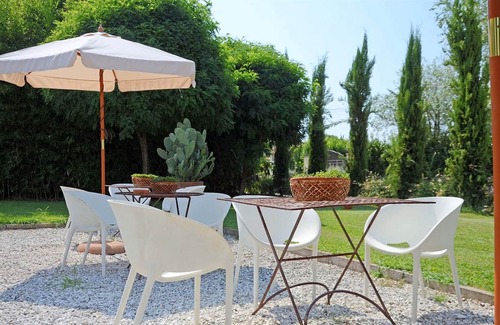 Lido di Camaiore House | Villa La Mandolata in Versilia, per 14 persone, con piscina privata