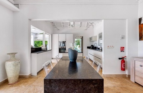 Les Terres Basses Villa | Villa La Nina Fall Incentive | Near Ocean - Located in Wonderful Terres Basses with Private Pool