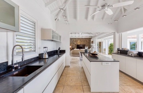 Les Terres Basses Villa | Villa La Nina Fall Incentive | Near Ocean - Located in Wonderful Terres Basses with Private Pool