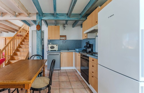 Biscarrosse Villa | Villa 'La Plage, Les Lacs Et Le Calme' with Private Terrace, Wi-Fi and Air Conditioning