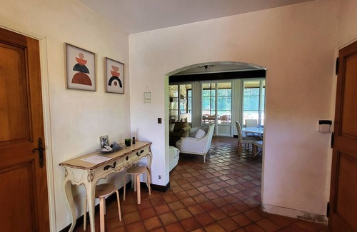 Gardanne Villa | Villa LA Sauvagine - Pays D'aix - 14 Personnes