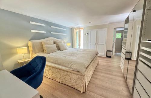 Cogolin Bed & Breakfast | Villa La Source 83 - Room Close to St Tropez