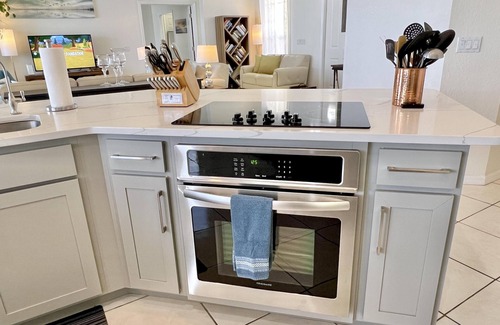 Eight Lakes Villa | Villa Lake View