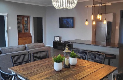 Kidd's Beach Cabin | Villa Laks