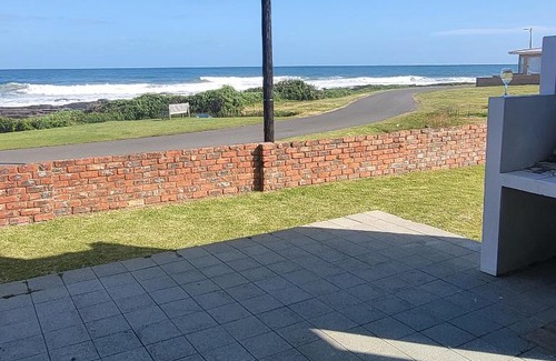 Kidd's Beach Cabin | Villa Laks