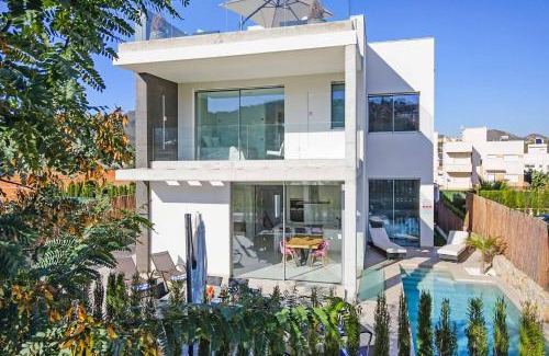Diputacion de Rincon de San Gines Villa | Villa Las Dalias 1