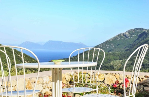 Spanochori Villa | Villa Lazarata - Two Bedroom Villa, Sleeps 4