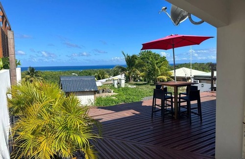 Sainte-Anne House | Villa Le Jenael Resort *