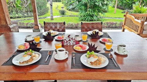 Kalisada House | VILLA LE PETIT LEON "Authentic Traditional Wooden House"