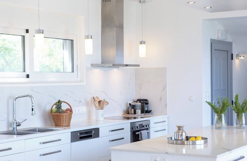 Sivota Villa | Villa Lefki – spacious (180m2) contemporary villa with XL infinity pool