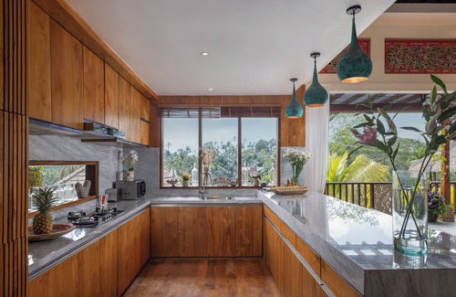 Taro Villa | Villa Lembah Damai by GenuineHost