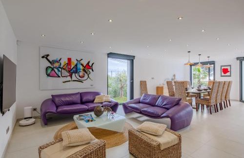 Les Issambres Villa | Villa Les Girelles by Interhome