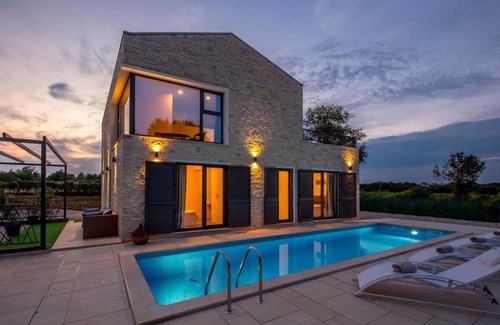 Nova Vas House | Villa Libra