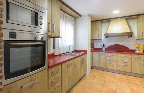 Estepona Villa | VILLA LINA - Spectacular villa with private pool. Free WiFi.