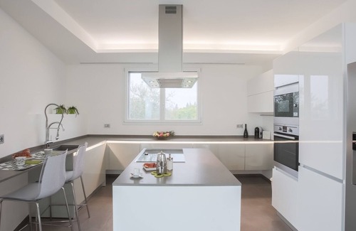 Patrignano Villa | Villa Lisa 8, Emma Villas