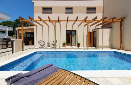 Barbariga Villa | Villa Lona (Istria - Barbariga)