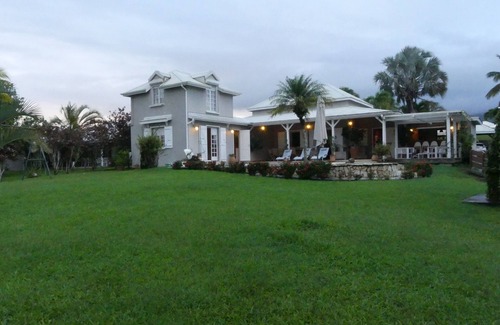 Sainte-Rose Villa | Villa Louise, with pool