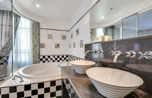 Quartier de la Salpetriere Hotel | Villa Lutèce Port Royal