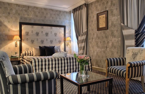 Quartier de la Salpetriere Hotel | Villa Lutece Port Royal