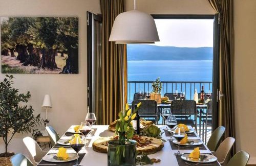 Borak Villa | Villa Luxury Dream, Indoor Heated Pool, 7 persons, Sea Views, Omiš