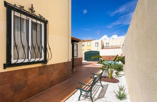 Las Rosas Villa | Villa Luxury with pool Tenerife