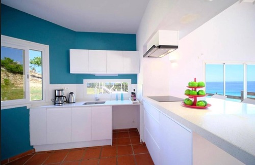 Grande-Terre Villa | Villa Mahina, surfing and panoramic ocean views!