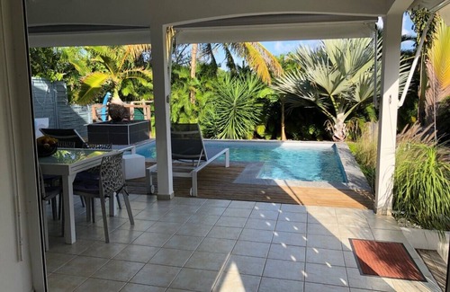 Saint-Francois Villa | Villa Majeya - Modern comfort, exotic setting near the beach