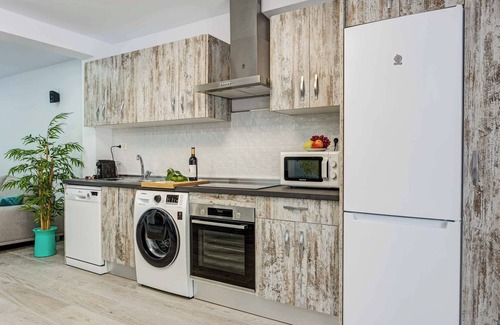 Torremolinos Villa | Villa Mamba - Four Bedroom Villa, Sleeps 10
