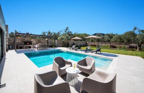 Kariotai Villa | Villa Mandola Sweet by Villa Plus