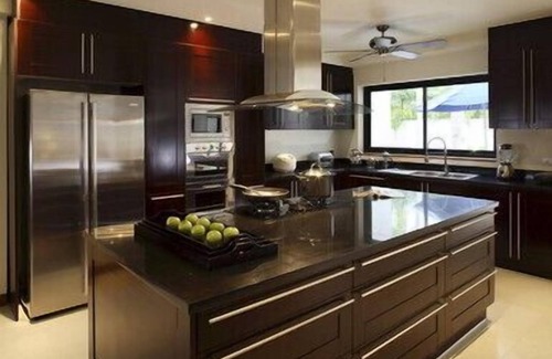 Rawai Villa | Villa Maria: 5 Bedrooms, Private Pool, near Beach, Sleeps 14 people