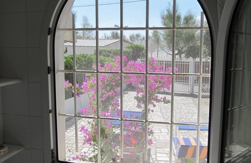 Latina Lido House | Villa Maria, front beach 5 beds, 2 bath, along the coast Terracina and Circeo