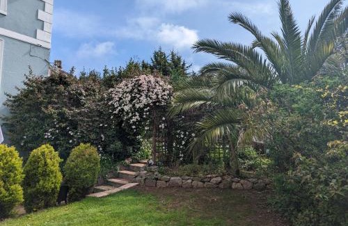 Torquay House | Villa Marina