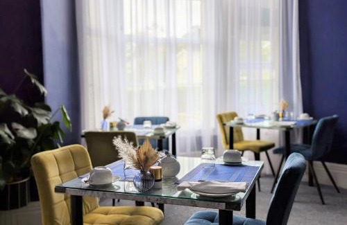 Torquay House | Villa Marina