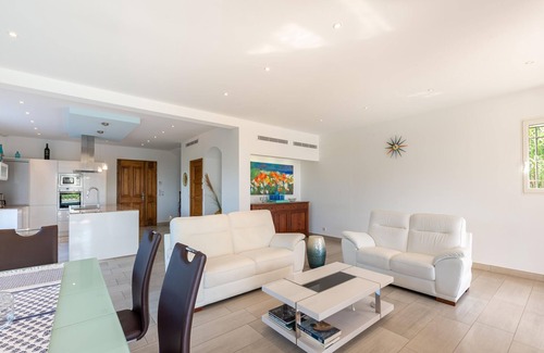 Montaleigne Villa | Villa Mathilda with pool close to Nice