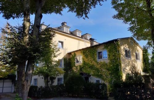 Leopoldskron-Moos Apartment | Villa Maxglan