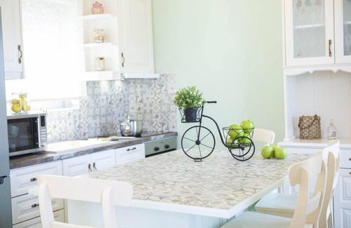 Spanokhorion Villa | Villa Melanthi - Three Bedroom Villa, Sleeps 6