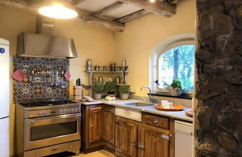 La Foce Villa | Villa Melinda - Four Bedroom Villa, Sleeps 8