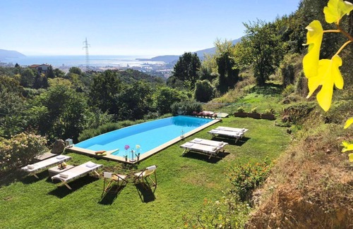 La Foce Villa | Villa Melinda - Four Bedroom Villa, Sleeps 8