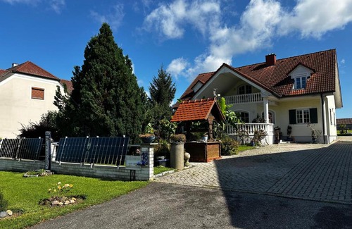 Tobaj House | Villa Mercedes